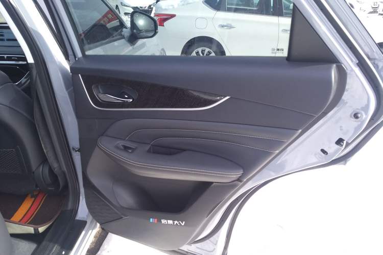 Used Venucia V 2021 260T Idol Edition Right Rear Door Interior