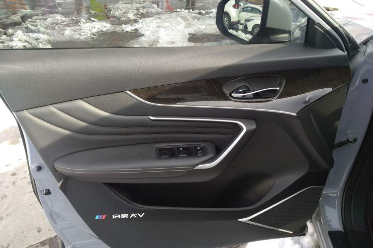 Used Venucia V 2021 260T Idol Edition Left Front Door Interior