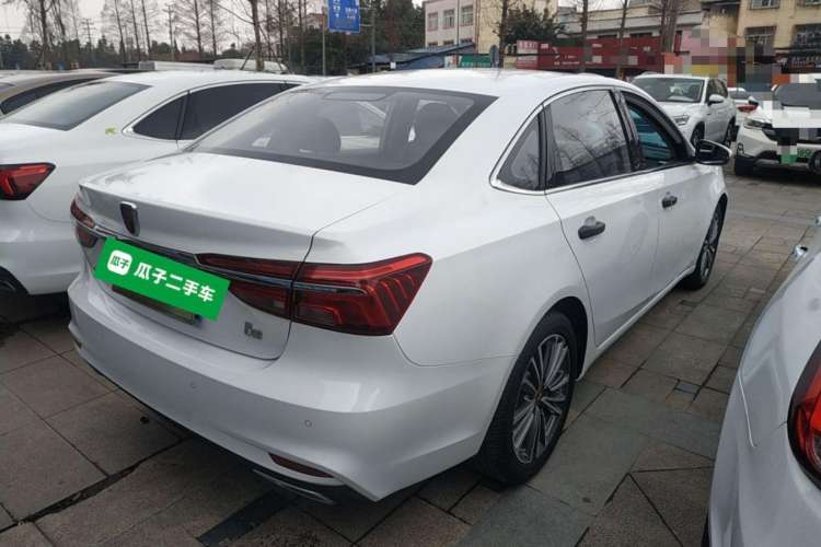 Used Roewe i6 2020 PLUS 1.6L CVT 4G Connected Glory Flagship Edition
