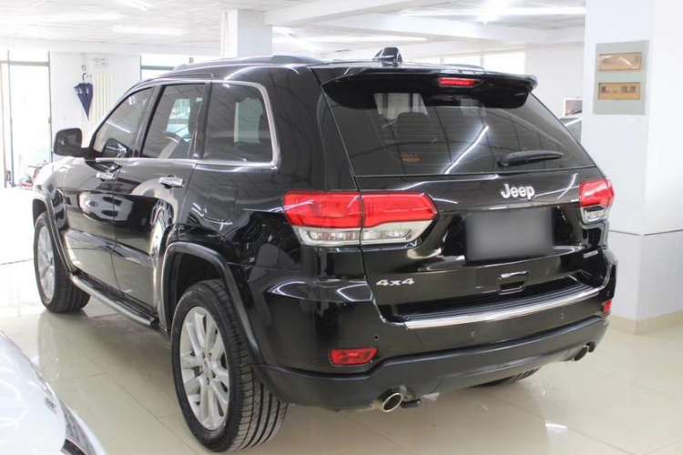 Used Jeep Grand Cherokee (Import) 2017 3.0L Comfort Navigation Edition
