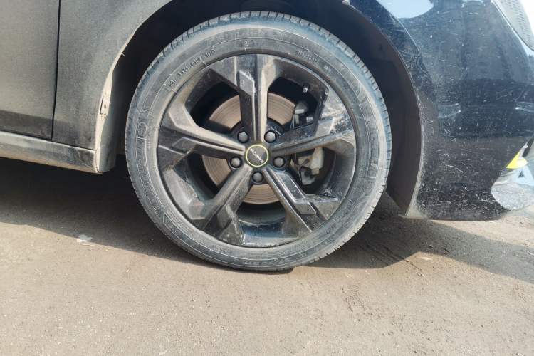 Used Roewe i6 MAX 2020 300TGI Automatic "Swell Cool Smart Drive" Edition
