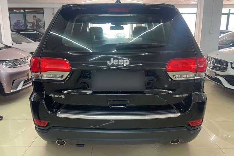 Used Jeep Grand Cherokee (Import) 2017 3.0L Comfort Navigation Edition

