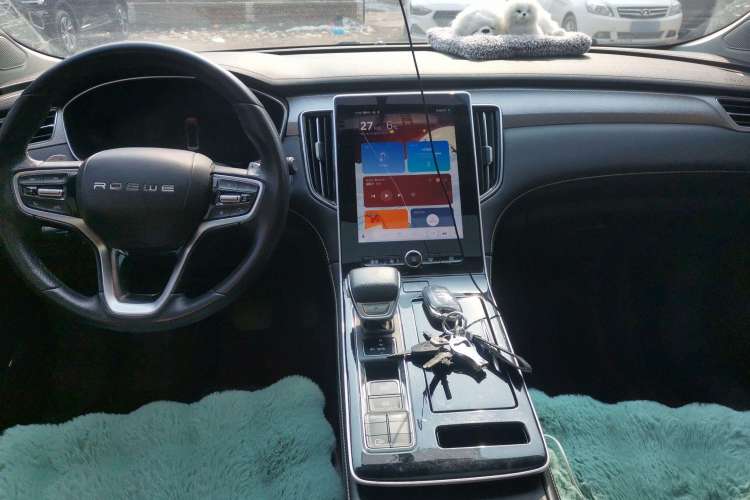 Used Roewe i6 MAX 2020 300TGI Automatic "Swell Cool Smart Drive" Edition
