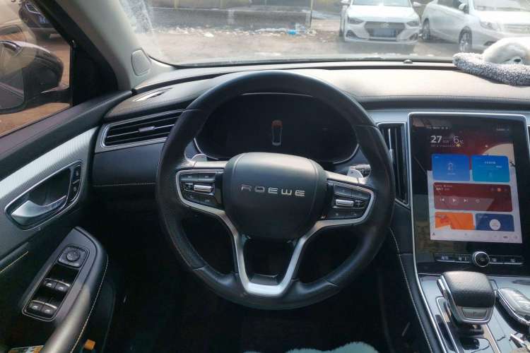 Used Roewe i6 MAX 2020 300TGI Automatic "Swell Cool Smart Drive" Edition
