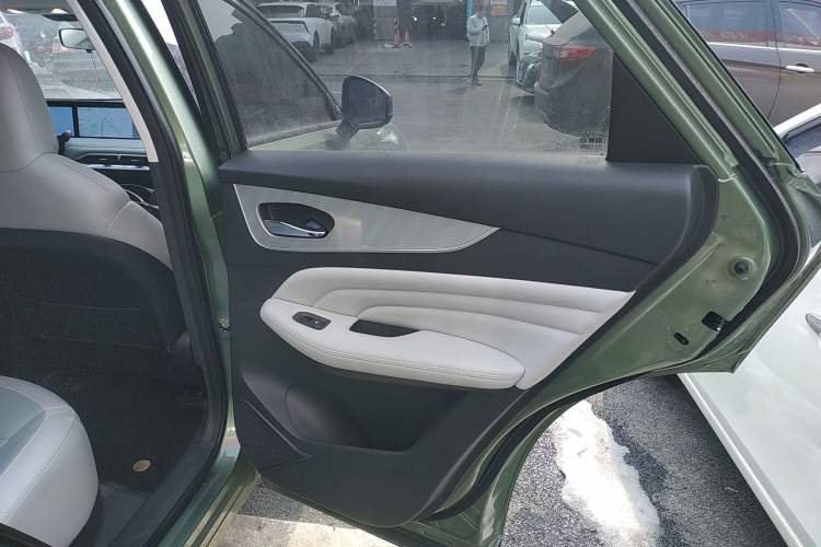 Used Venucia V DD-i 2023 110 km iE Version
