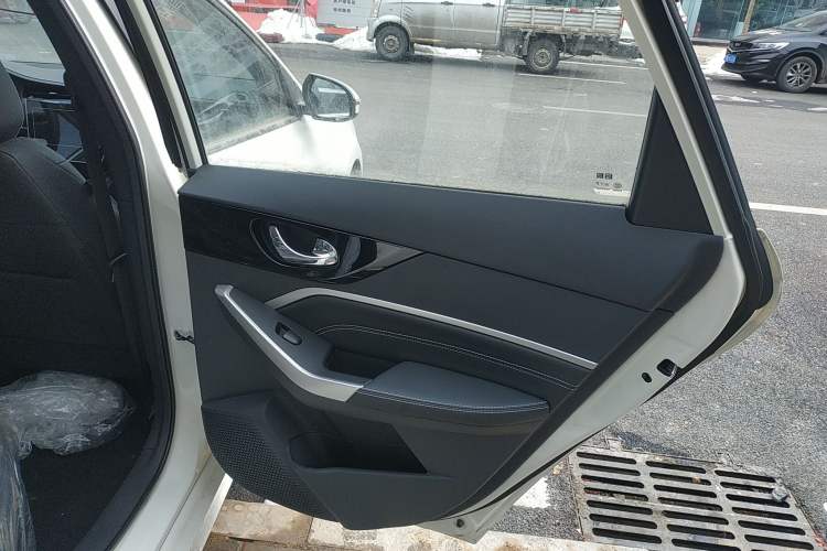 Used Venucia D60 2023 PLUS 1.6L XL CVT Yue Ling Edition