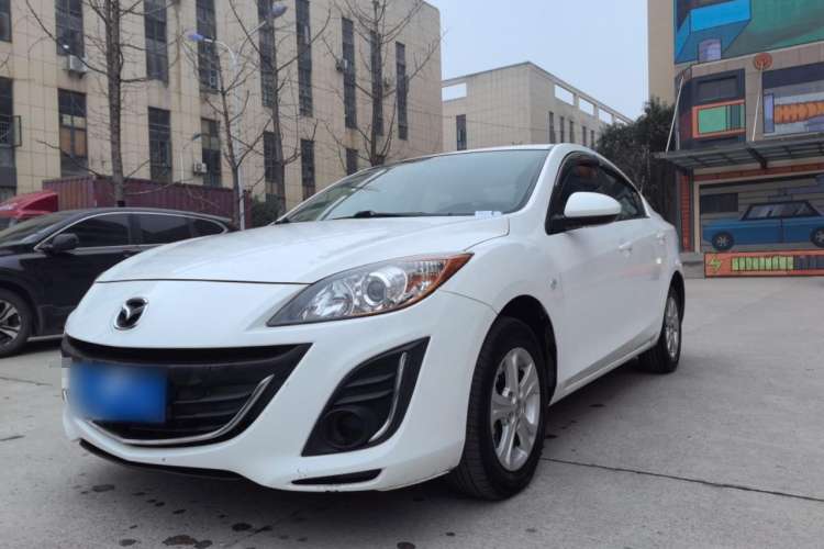 Used Mazda 3 2015 Sedan 1.6L Automatic Comfort Model