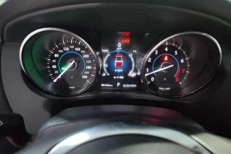 Used Jaguar F-PACE 2018 2.0T Four-Wheel Drive Urban Luxury Edition