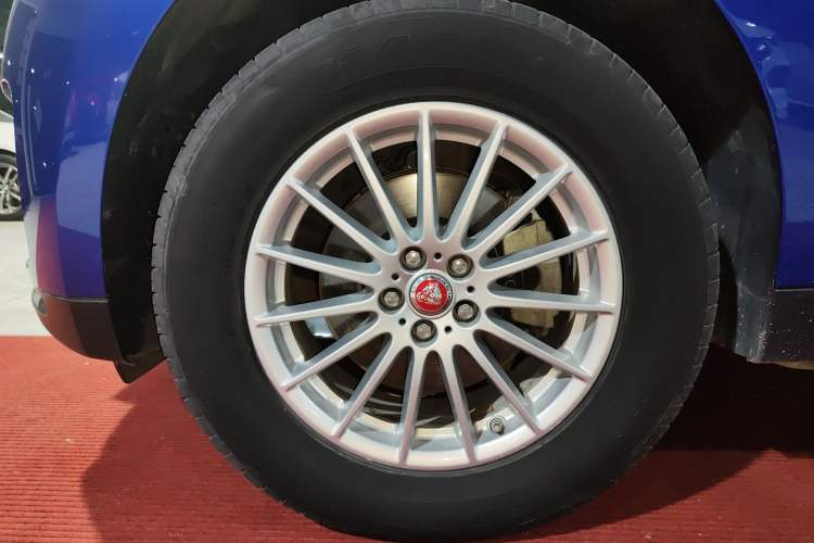 Used Jaguar F-PACE 2018 2.0T Four-Wheel Drive Urban Luxury Edition