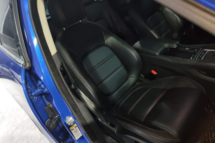 Used Jaguar F-PACE 2018 2.0T Four-Wheel Drive Urban Luxury Edition