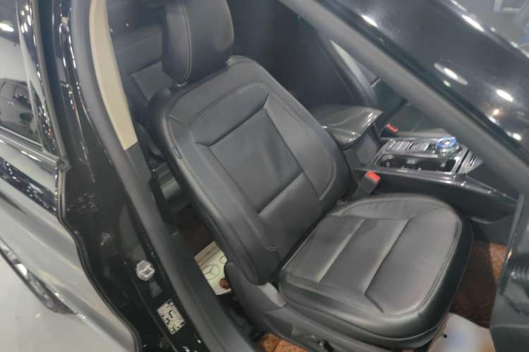 Used Ford Explorer 2020 EcoBoost 285 Rear-Drive Trend Edition 7-Seater
