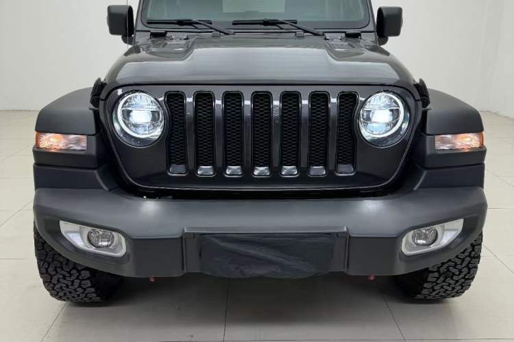 Used Jeep Wrangler 2021 2.0T Sahara Two-Door Edition
