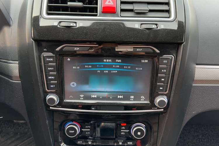 Used Haval H5 Classic 2016 Classic Edition 2.0T Manual Two-Wheel Drive Elite Model
