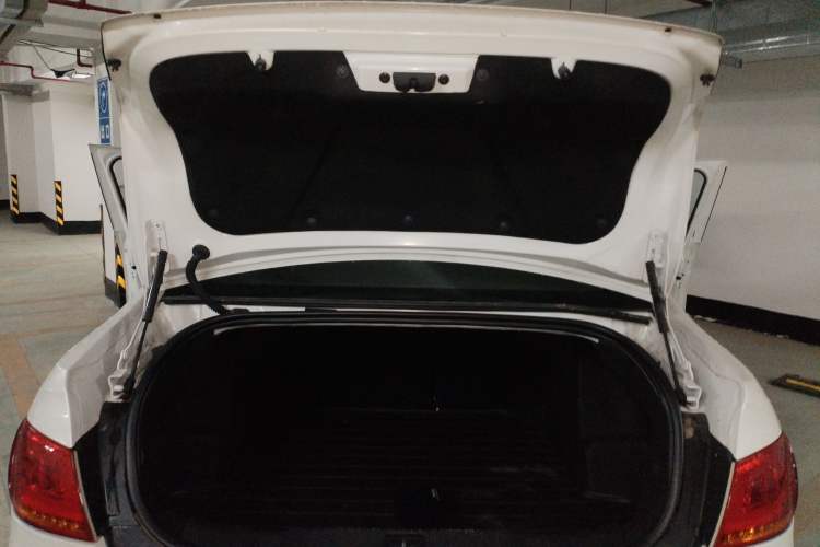 Used Peugeot 408 2013 2.0L Automatic Comfort Edition
