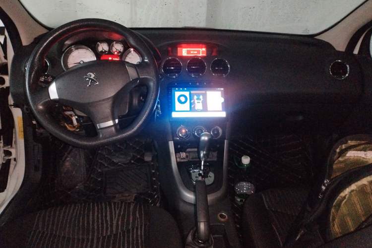 Used Peugeot 408 2013 2.0L Automatic Comfort Edition
