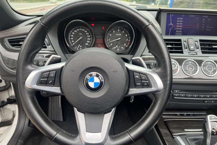 Used BMW Z4 2012 sDrive20i Luxury Model
