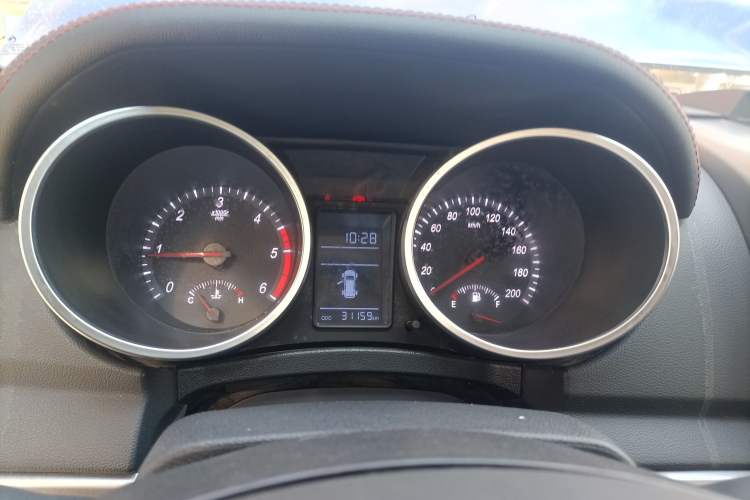 Used Huanghai N3 2017 2.5T Manual Two-Wheel Drive Sport Edition JE4D25Q5A