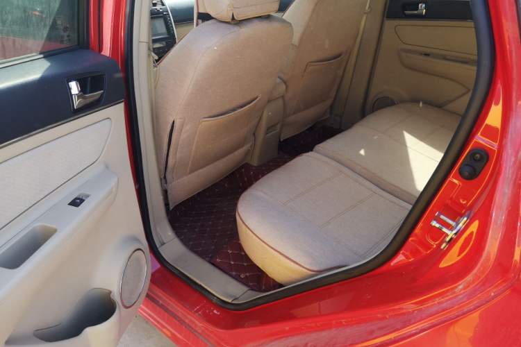 Used BAIC E Series 2012 Hatchback 1.5L Automatic Leshang Version
