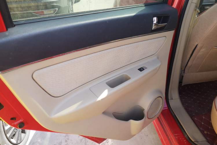 Used BAIC E Series 2012 Hatchback 1.5L Automatic Leshang Version
