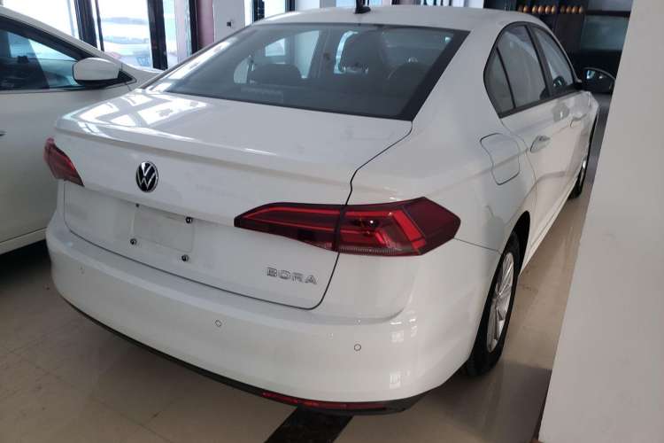 Used Volkswagen Bora 2021 1.5L Automatic Fashionable Smart Connectivity Version