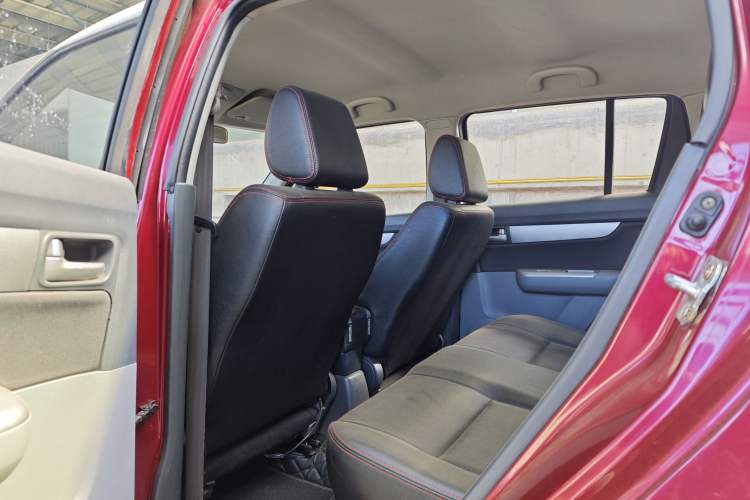 Used Suzuki Swift 2016 1.5L Automatic Fashionable Coolplay Edition
