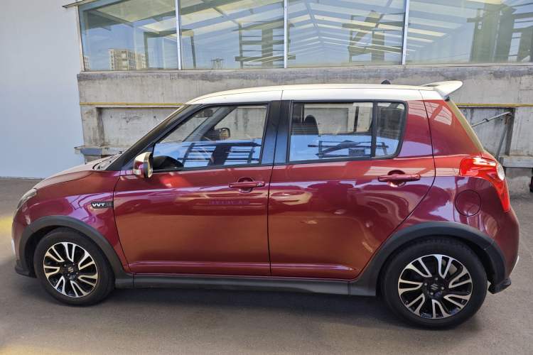 Used Suzuki Swift 2016 1.5L Automatic Fashionable Coolplay Edition
