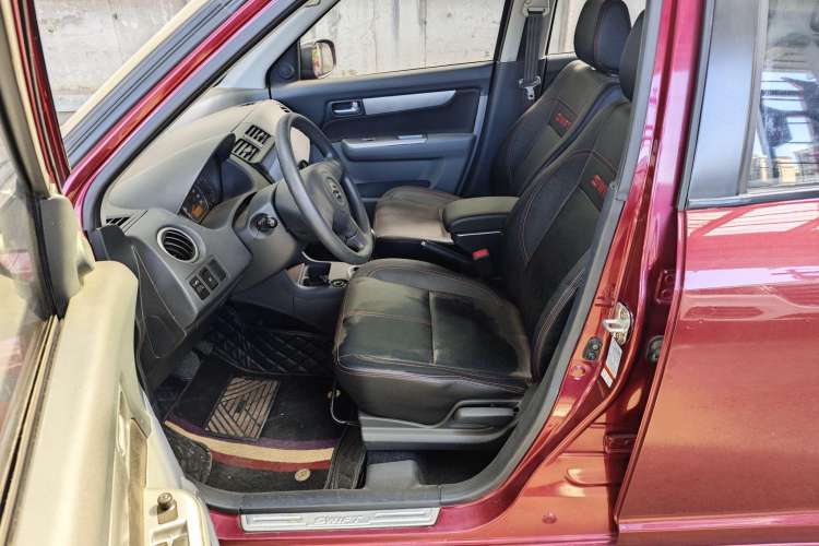 Used Suzuki Swift 2016 1.5L Automatic Fashionable Coolplay Edition
