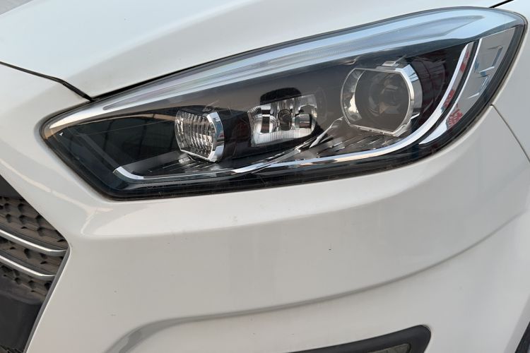 Used Lifan Auto Xuanlang 2017 1.8L Manual Comfort Model
