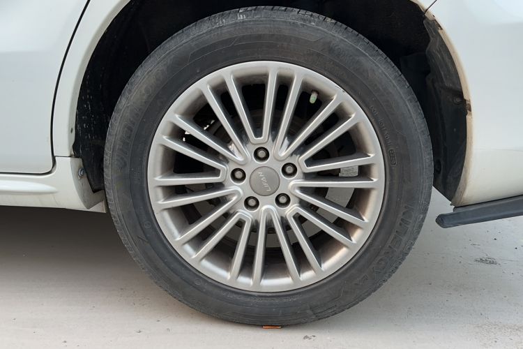 Used Lifan Auto Xuanlang 2017 1.8L Manual Comfort Model
