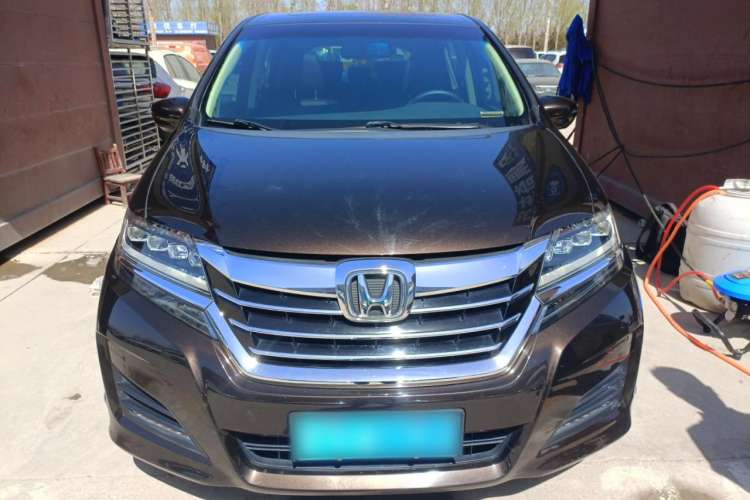 Used Honda Elysion 2016 2.4L Luxury Edition
