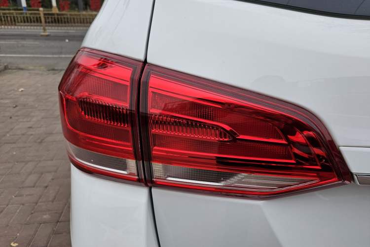 Used Haval H6 2017 Blue Label Sport Edition 1.5T Automatic Two-Wheel Drive Luxury Model
