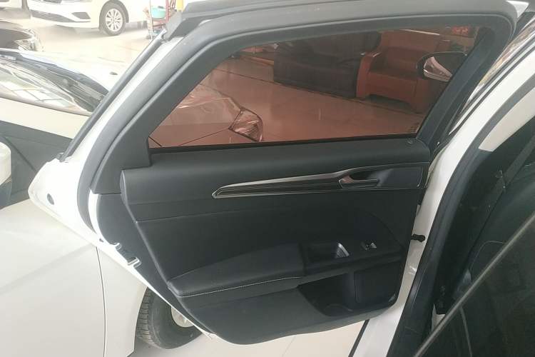 Used Ford Mondeo 2020 EcoBoost 180 Stylish Model
