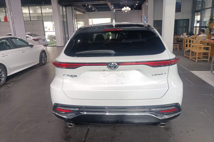 Used Toyota Venza 2023 2.0L CVT Two-Wheel Drive Prestige Version
