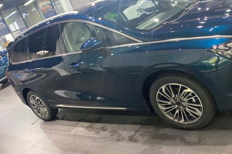 Used FORTHING Yacht 2023 1.5T DCT Starry Sky Flagship Edition