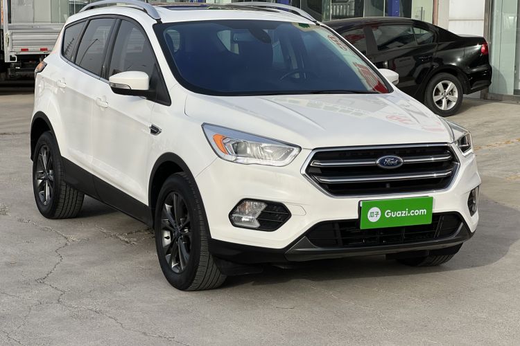 Used Ford Kuga 2019 EcoBoost 180 Two-Wheel-Drive Platinum Edition China VI Standard
