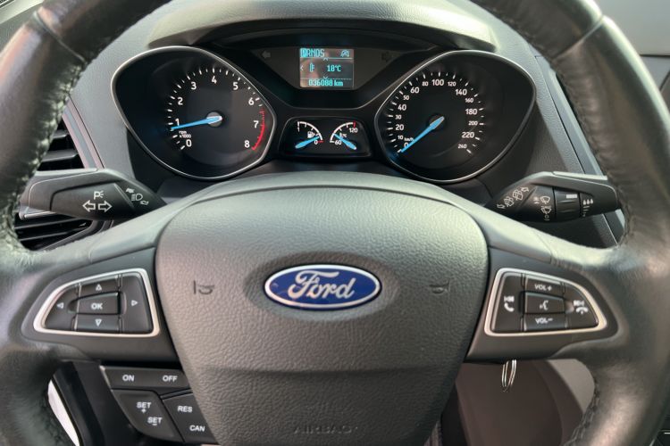 Used Ford Kuga 2019 EcoBoost 180 Two-Wheel-Drive Platinum Edition China VI Standard
