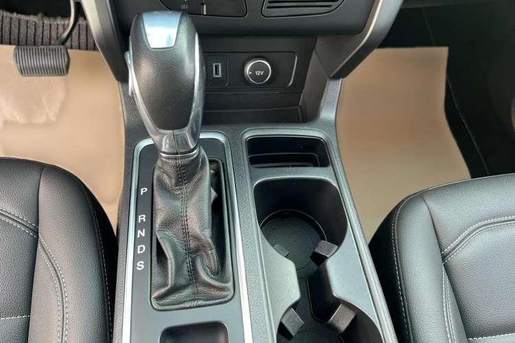 Used Ford Kuga 2019 EcoBoost 180 Two-Wheel-Drive Platinum Edition China VI Standard
