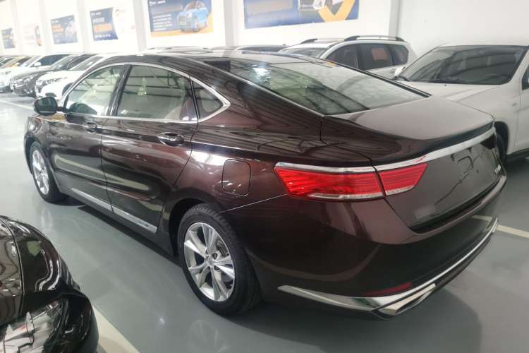 Used Geely Auto Emgrand GT 2018 1.5T MHEV YAOCHI Edition
