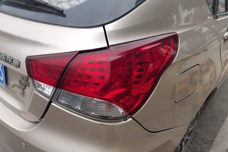 Used Soueast V6 Lingshi 2013 1.5L Manual Standard Edition Exterior 2