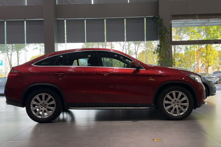 Used Mercedes-Benz GLE Coupe 2015 GLE 320 4MATIC Coupe SUV
