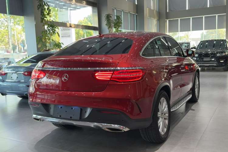 Used Mercedes-Benz GLE Coupe 2015 GLE 320 4MATIC Coupe SUV
