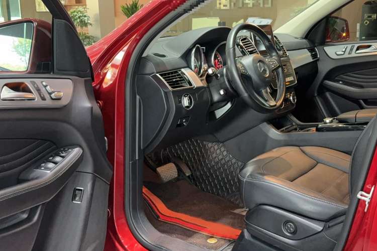 Used Mercedes-Benz GLE Coupe 2015 GLE 320 4MATIC Coupe SUV
