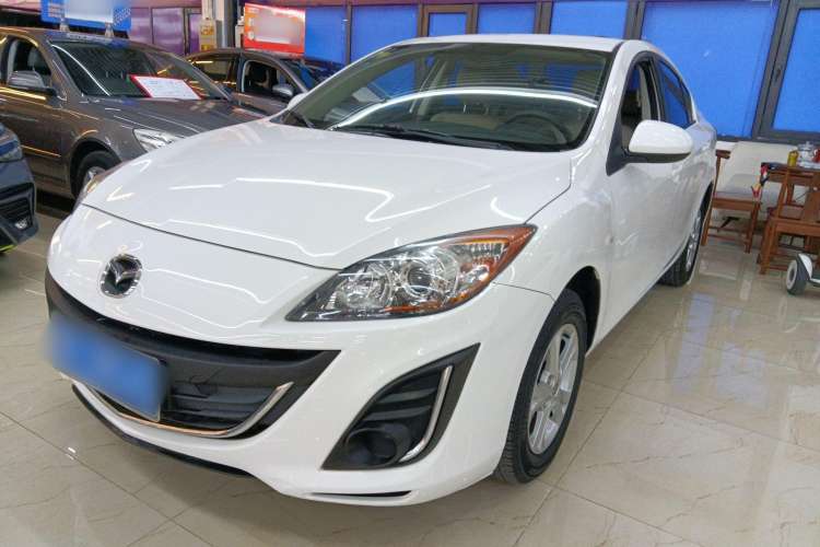 Used Mazda 3 2015 Sedan 1.6L Automatic Comfort Model