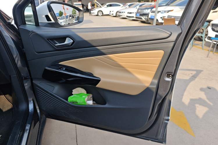 Used Volkswagen ID.4 X 2021 Pro Smart Long-Range Edition
