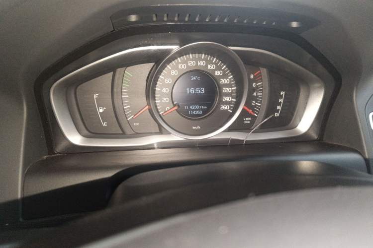 Used Volvo XC60 2017 T5 Smart Upgrade Edition