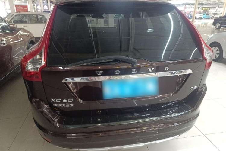 Used Volvo XC60 2017 T5 Smart Upgrade Edition