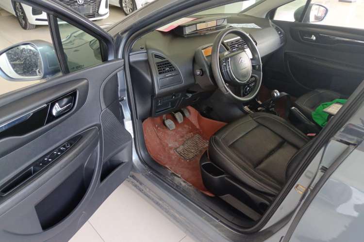 Used Citroen C-Quatre 2013 Sedan 1.6L Manual - Prestige Model