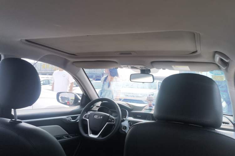 Used Geely Auto Vision 2019 Upgraded Model 1.5L Automatic Luxury Version China V Standard