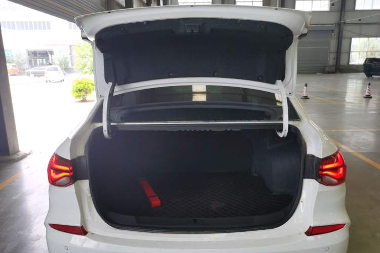 Used Chevrolet Monza 2019 Redline 320T Dual-Clutch Sporty Version China VI Standard