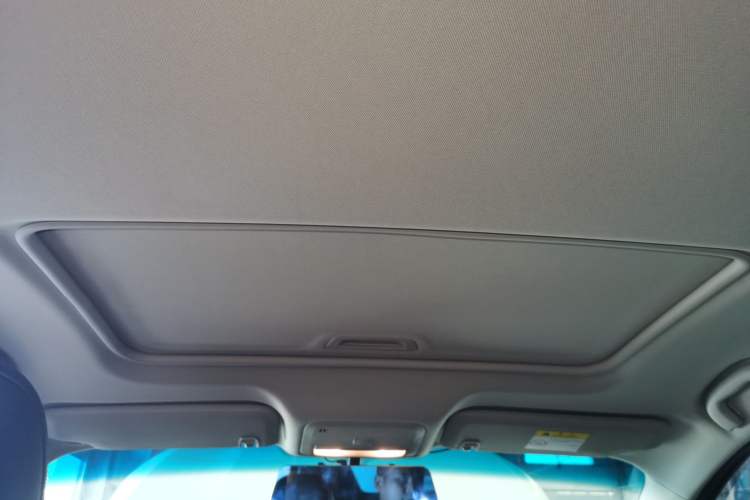 Used Chevrolet Monza 2019 Redline 320T Dual-Clutch Sporty Version China VI Standard